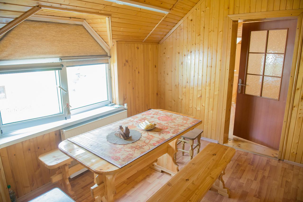 Guest House Suzirya Karpat Jaremtsje Buitenkant foto